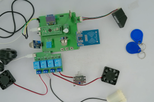 【dz-858】基于物联网的学生宿舍环境监测系统设计