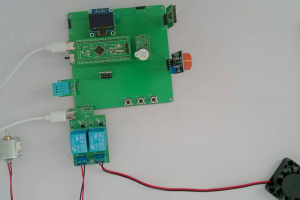 【dz-1092】基于stm32的物联网车内环境监测系统