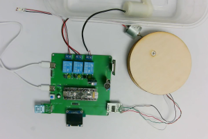 【dz-523】基于STM32的智能鸟类养殖系统