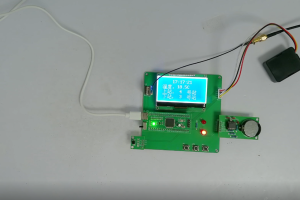 【dz-956】基于单片机的公交车系统