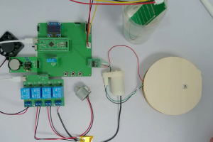 【dz-998】导盲犬多功能喂食器的设计与实现